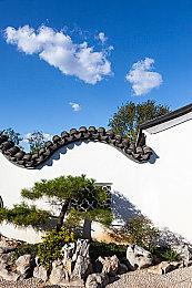 《分裂之门2》总监不再嘴硬 为戴maga帽道歉